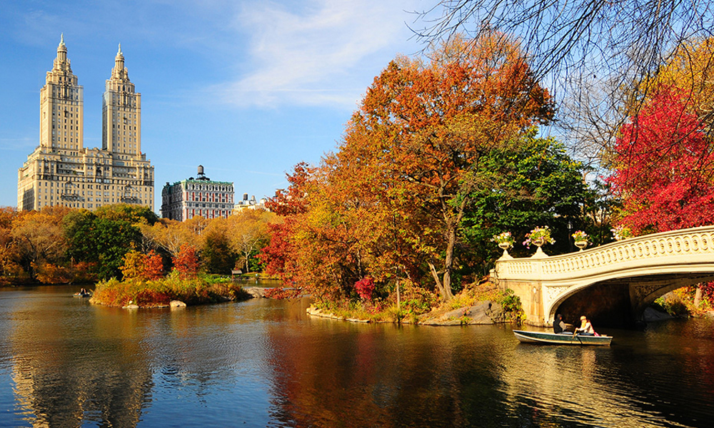 Uma das dicas para conhecer Nova York é o Central Park, um dos parques urbanos mais famosos do mundo e um espaço de lazer e recreação para residentes e turistas. Saiba mais!