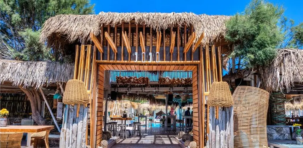 Jojo Beach Bar em Perivolos Jojo Beach Bar em Perivolos