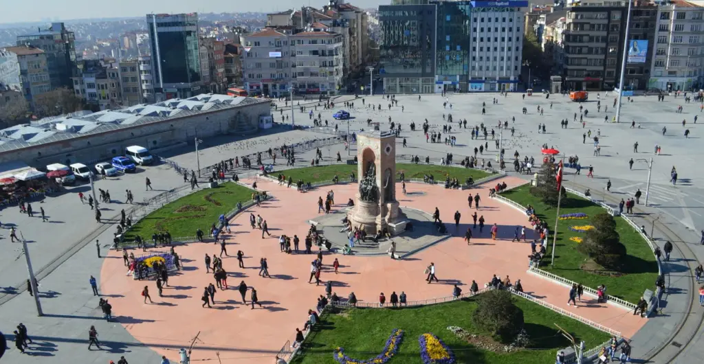 Praça Taksim, Istambul Praça Taksim, Istambul